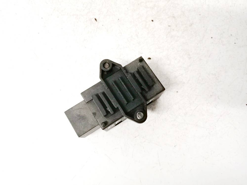 7L0959772 Volkswagen Touran 2003 Relay module - Thumbnail 2