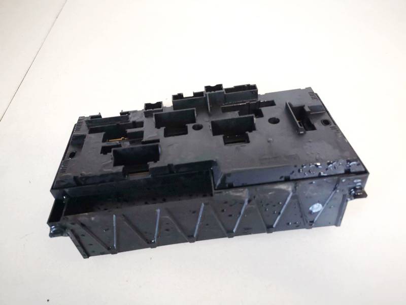 923442101 BMW 5-Series 2010 Fuse box - Thumbnail 3