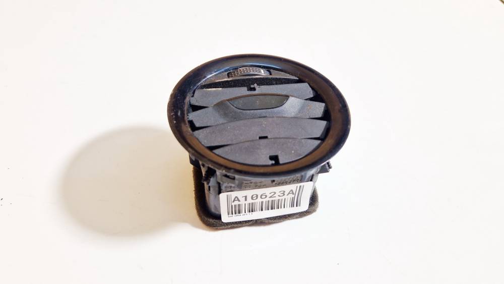 13232193 Opel Corsa 2010 Dash Vent (Air Vent Grille)