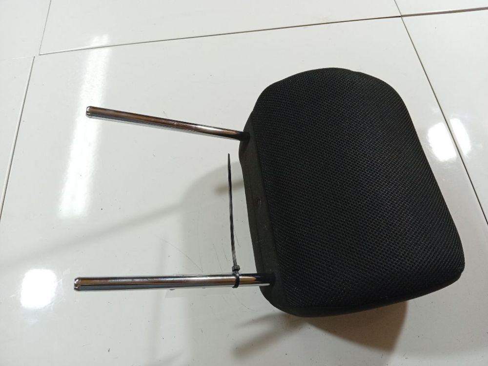 Daihatsu Materia 2010 Zagłówek fotela