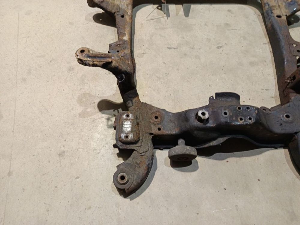 Opel Astra 2006 Балка подмоторная - Thumbnail 4