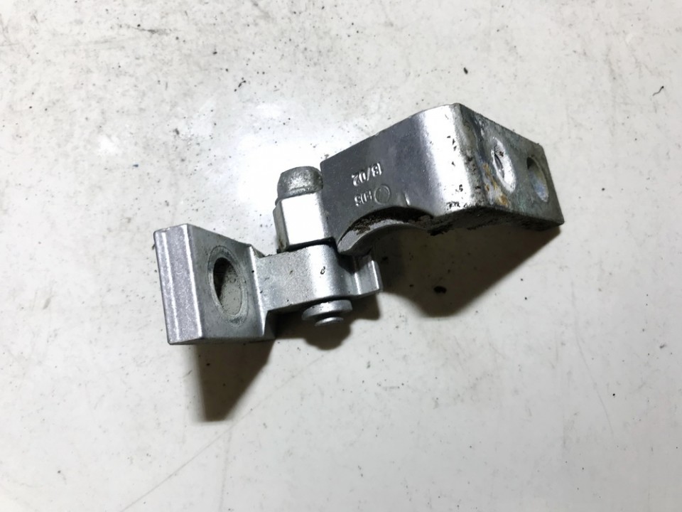 Volkswagen Passat 2002 Priekiniu duru vyris P. - Thumbnail 2