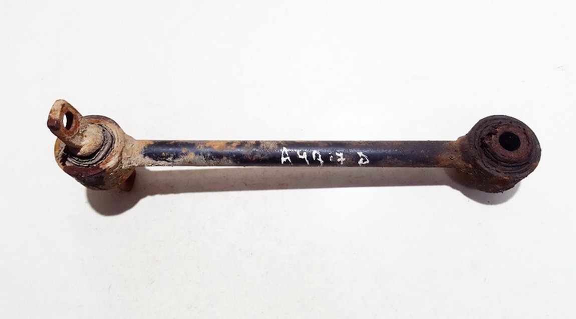 Mitsubishi Space Star 2002 Taka-ylätukivarren haarukkavipu - TAKANA OIKEALLA