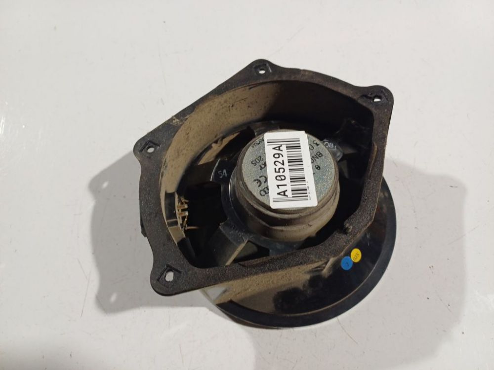 8Z0035411 Audi A2 2000 Speaker (audio)