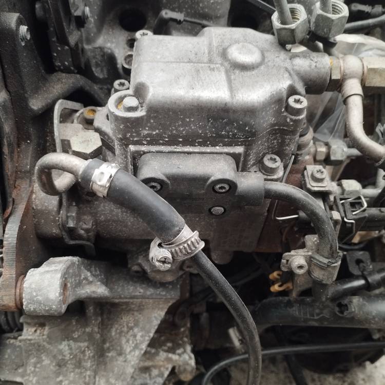 028330110H Audi A4 1995 Korkean paineen ruiskutuspumppu