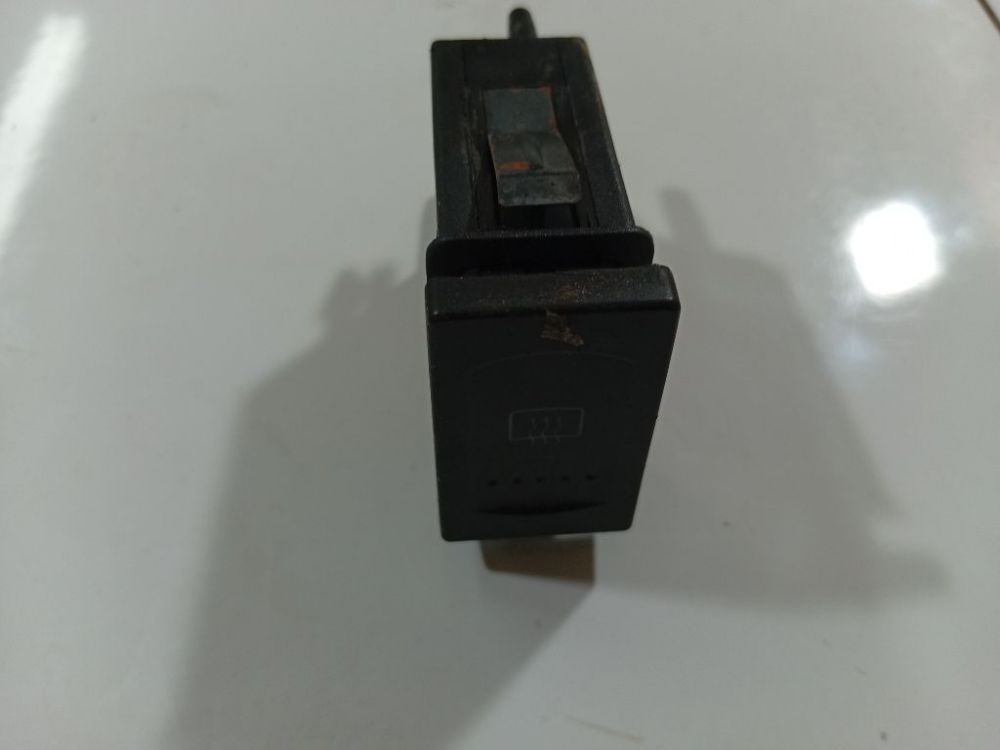 3B0959621C Volkswagen Passat 1999 Heated screen switch (Window Heater Switch)