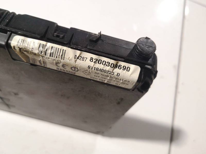 8200309690 Renault Megane 2004 MÓDULO DE CONFORT-CONVENIENCIA - Thumbnail 3