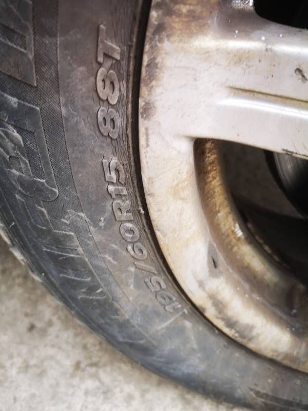 4X108 Peugeot 206 2000 Räder-Kit R15 - Thumbnail 5