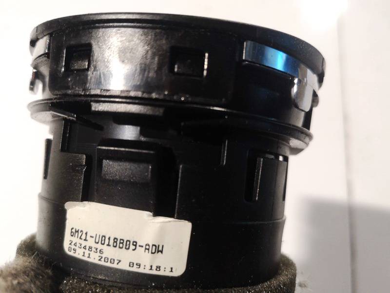 6M21U18B09ADW Ford Mondeo 2007 Dash Vent (Air Vent Grille) - Thumbnail 3