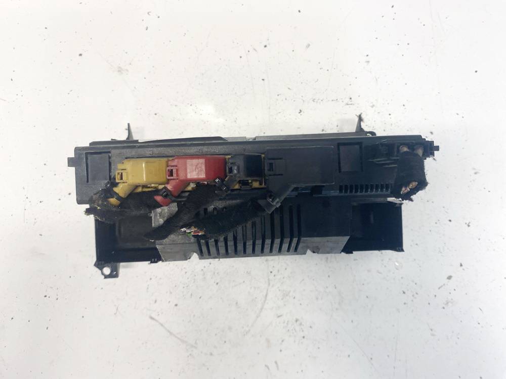 4B0820043F Audi A6 1997 Klimata vadības panelis (sildītāja vadības slēdži) - Thumbnail 5