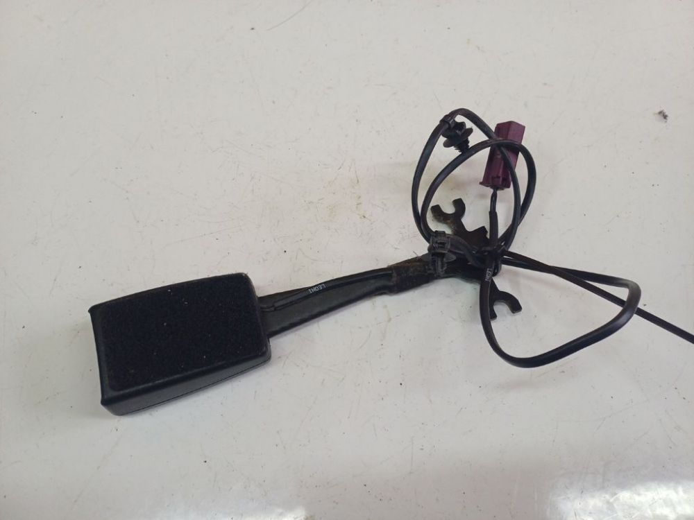 7G9N61209AC Ford Mondeo 2007 Seat belt holder (Seat belt Buckle) - FRONT RIGHT - Thumbnail 2