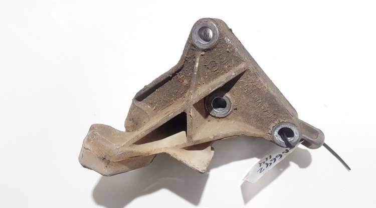 90496729 Opel Vectra 1997 Кронштейн двигателя и Кронштейн коробка передач