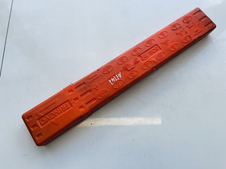 8D9860251A Audi A3 1996 Warning Triangle Integrated into Trunk