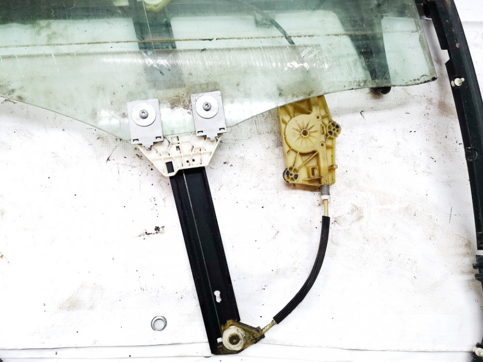 4F0839462A Audi A6 2004 Durvju loga pacēlājs - AIZMUGURE PA LABI