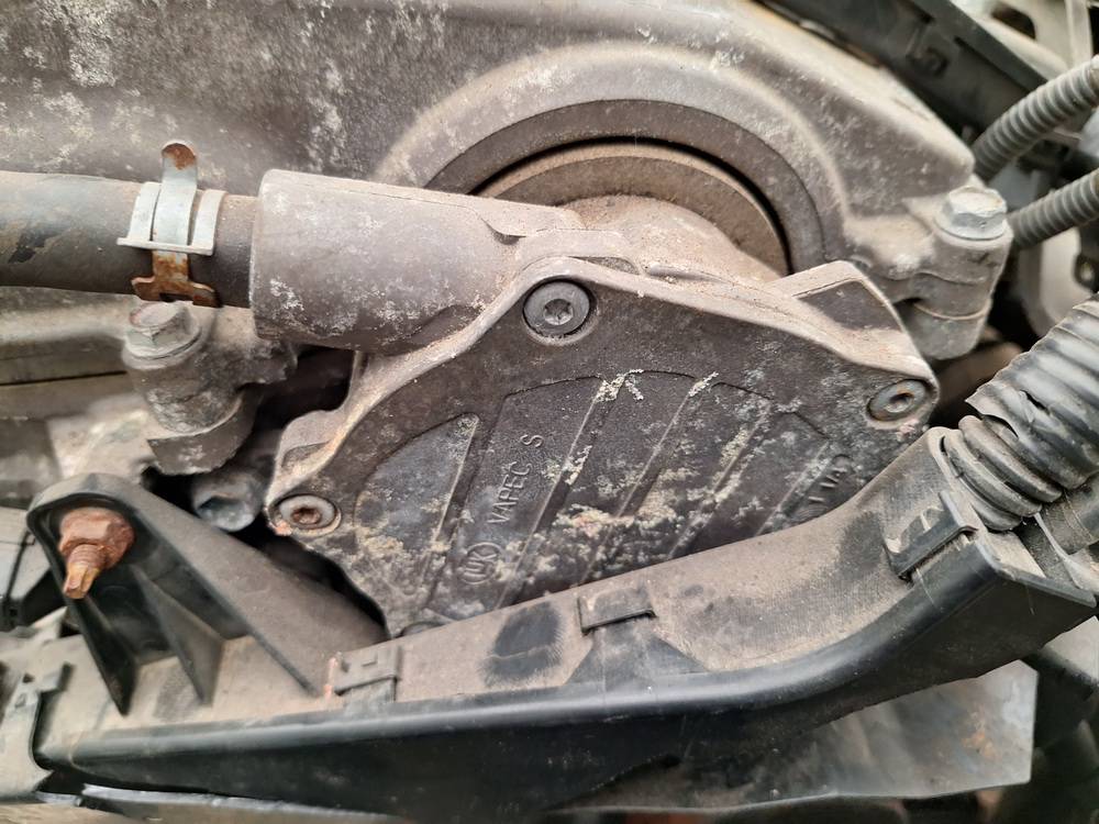 Lexus IS - CLASS 2007 Stabdziu vakuumo siurblys