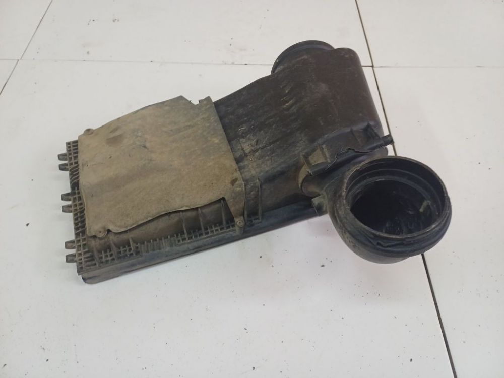 7L5128607D Porsche Cayenne 2003 Ilmansuodattimen kotelo