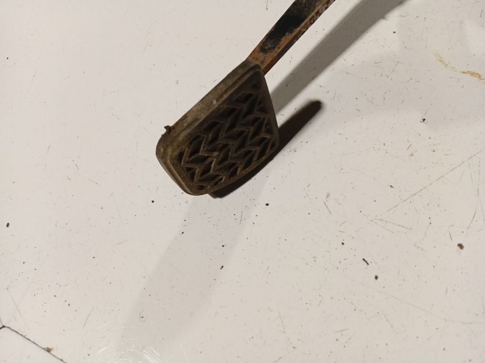 Toyota Yaris 2004 Pedal work, Brake pedal, Pedal bracket, Clutch pedal - Thumbnail 2