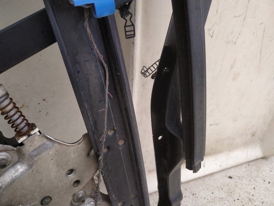 4B0837462 Audi A6 1998 Durvju rāmis - PRIEKŠA PA LABI - Thumbnail 3