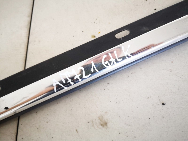 Audi A4 2002 Listwa szyby drzwi - TYLNE LEWE - Thumbnail 2