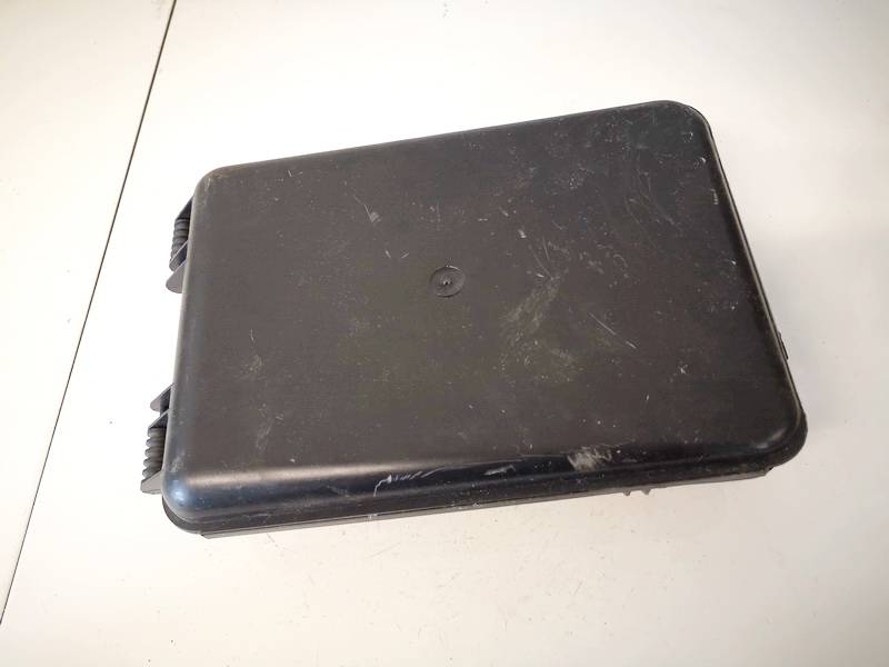 8D0927355A Volkswagen Passat 1998 Other holders