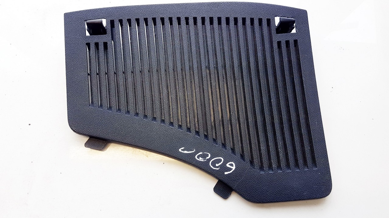 13131327RH Opel Zafira 2007 Wykończenie wnętrza (plastikowe elementy)