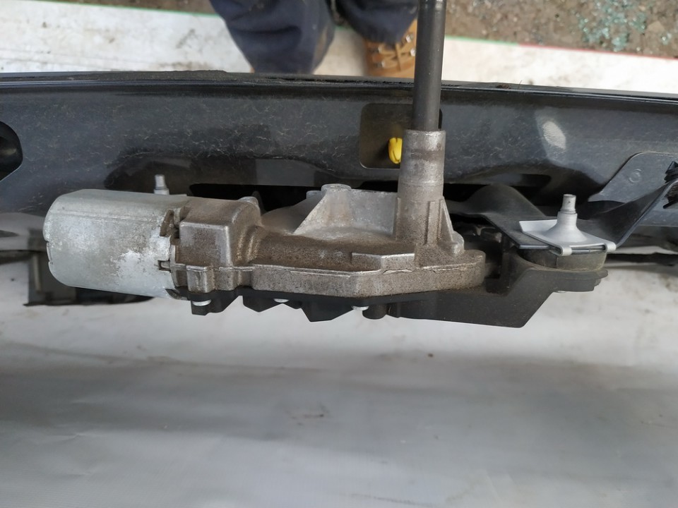 0390201823 Ford Galaxy 2006 Wiper motor (Rear Screen Wiper Engine) - REAR