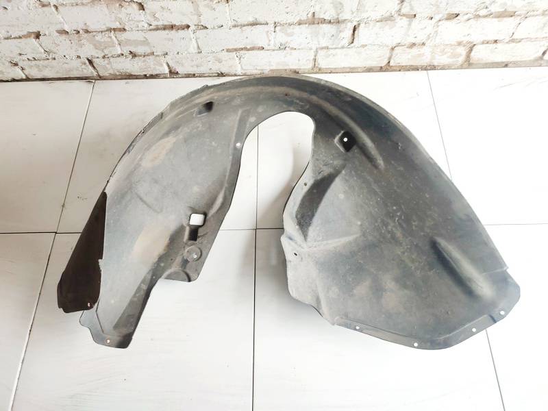 Dodge Magnum 2009 Doublure de voûte de roue avant gauche