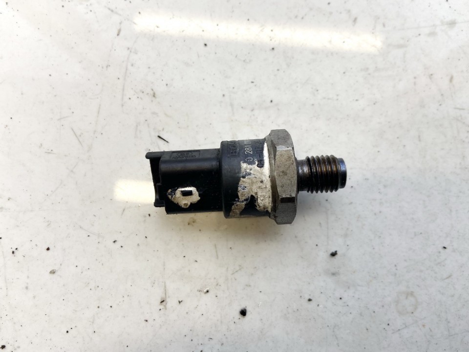 0281002592 used FUEL RAIL HIGH PRESSURE SENSOR Peugeot 307 2001 2.0L