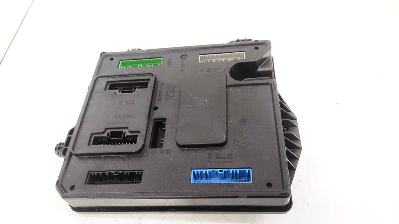 284B17715R Renault Grand Scenic 2011 Komforta bloks