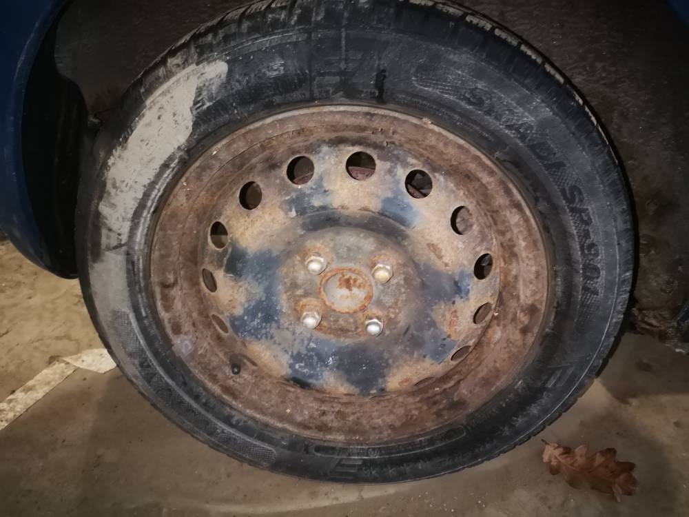 4X100 Toyota Yaris 2006 Tērauda riteņu komplekts R15 - Thumbnail 3