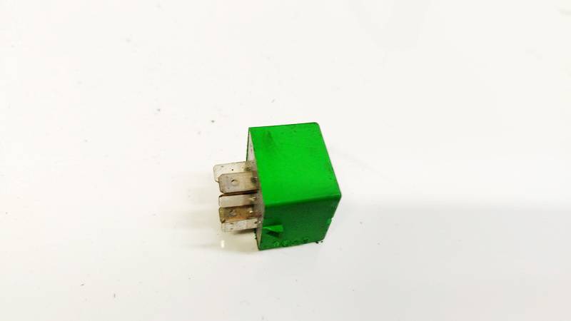 12V35A03531 Citroen C5 2010 RELÉ PARA AUTOMÓVIL
