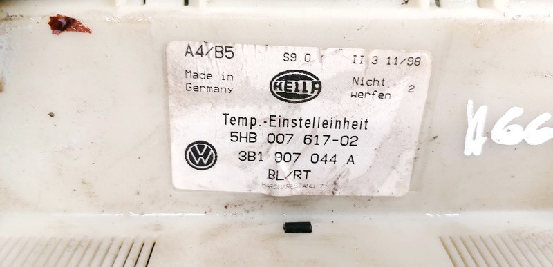 3B1907004A Volkswagen Passat 1998 Climate Control Panel (heater control switches) - Thumbnail 3