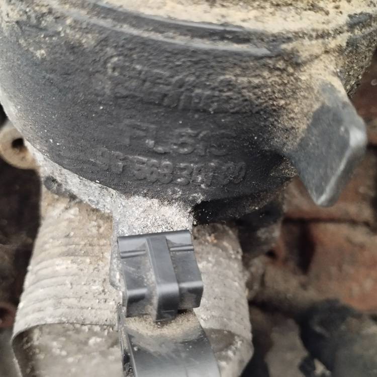 9656330180 Ford Galaxy 2006 Корпус масляного фильтра - Thumbnail 2