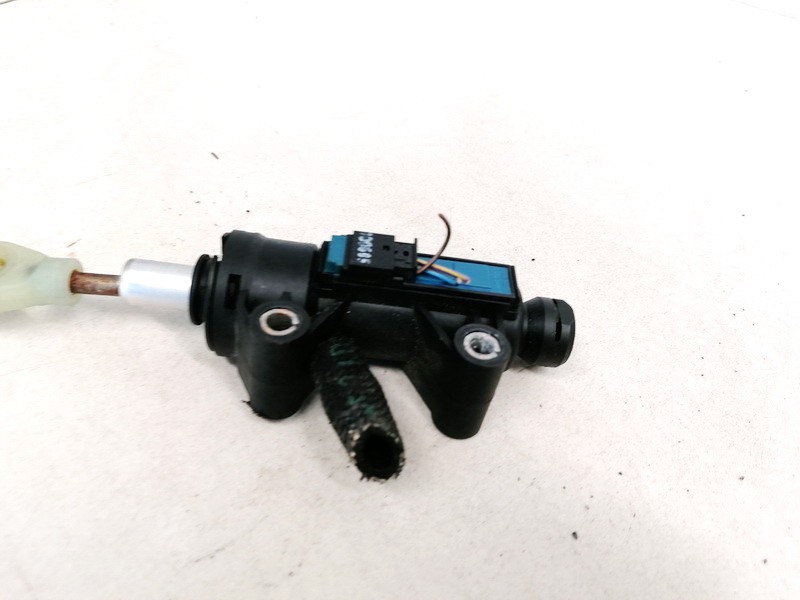21526758822 BMW X3 2005 Master clutch cylinder - Thumbnail 3