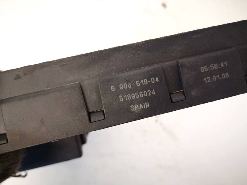 690661804 BMW 5-Series 2009 Fuse box - Thumbnail 3