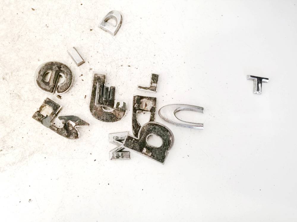 Jeep Grand Cherokee 2005 Other Emblem