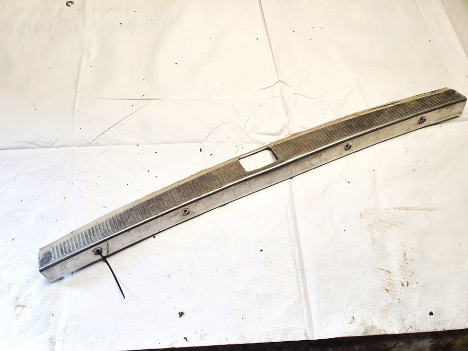 4B9864483A02 Audi A6 2001 Metal Boot Lip Cover