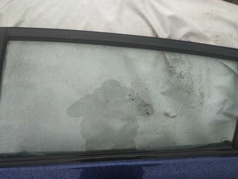 Toyota Corolla Verso 2006 Vitre de Porte Arrière Gauche