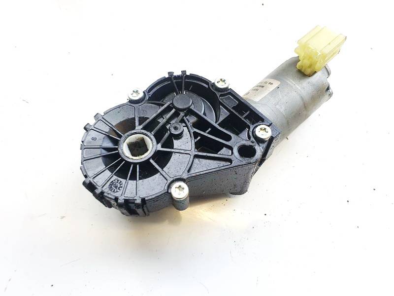 0390204007 BMW 5-Series 2004 Seat Motor Regulator - FRONT LEFT