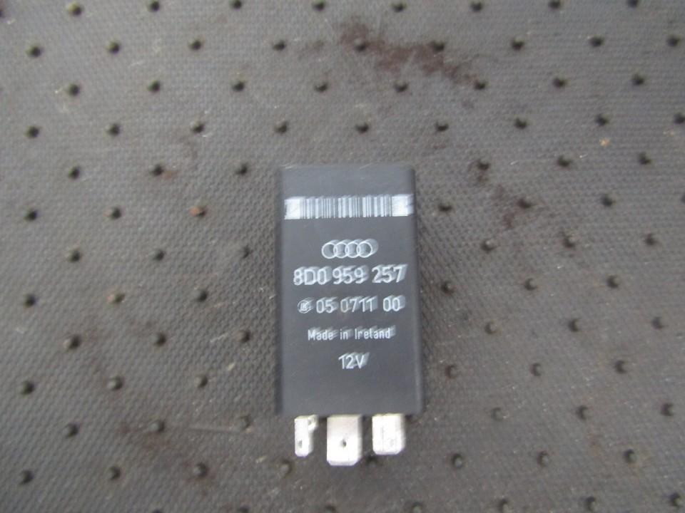 8d0959257 8d0 959 257, 050711 00 Relay module Audi A6 1997 2.0L 5EUR