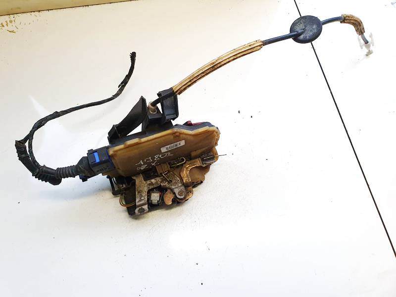 3D1837015D Volkswagen Touareg 2004 Serrure de porte avant gauche