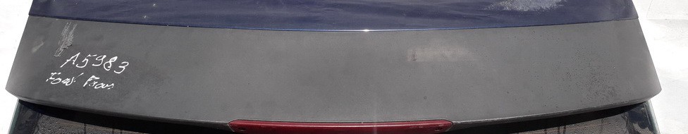 Ford Focus 2006 Aizmugurējā vāka spoileris ar bremžu lukturi - AIZMUGURE