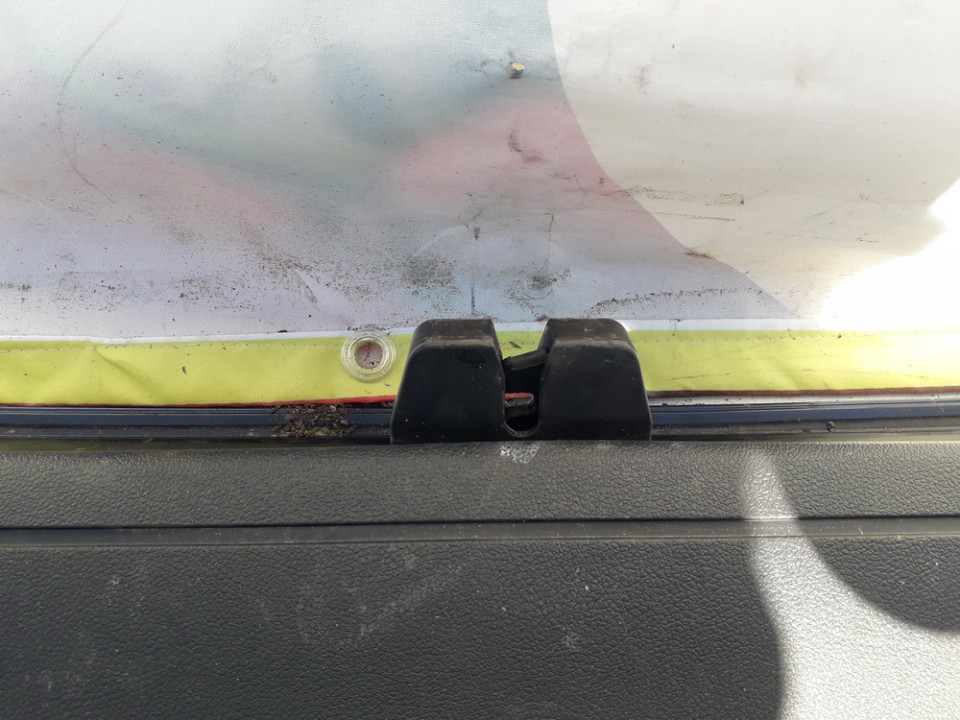 Ford Focus 2006 Aizmugurējā vāka slēdzene - AIZMUGURE