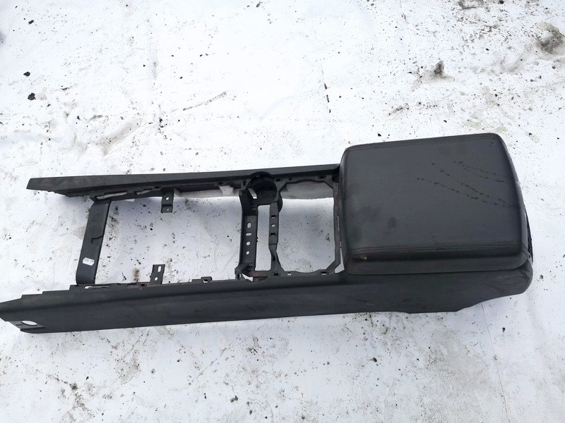 7L6863762D Volkswagen Touareg 2005 Seat Armrest