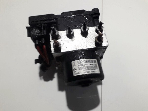 8671224 Volvo XC 90 2004 ABS Unit (ABS Brake Pump) - Thumbnail 2