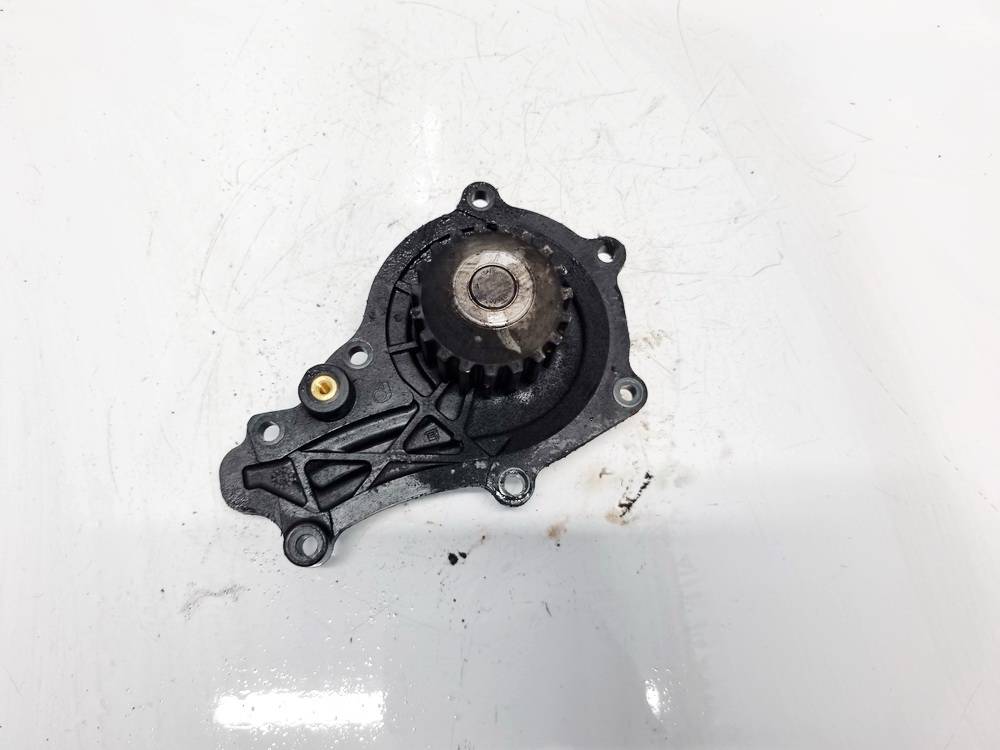 Mazda 3 2004 Bomba de agua