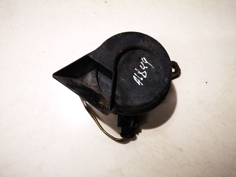 E1000233 Audi A4 1995 Horn Siren