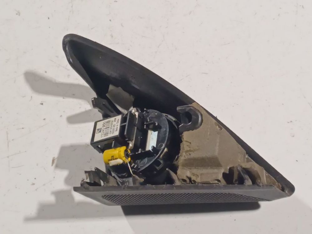 13240950 Opel Insignia 2010 Garso kolonele - Thumbnail 2