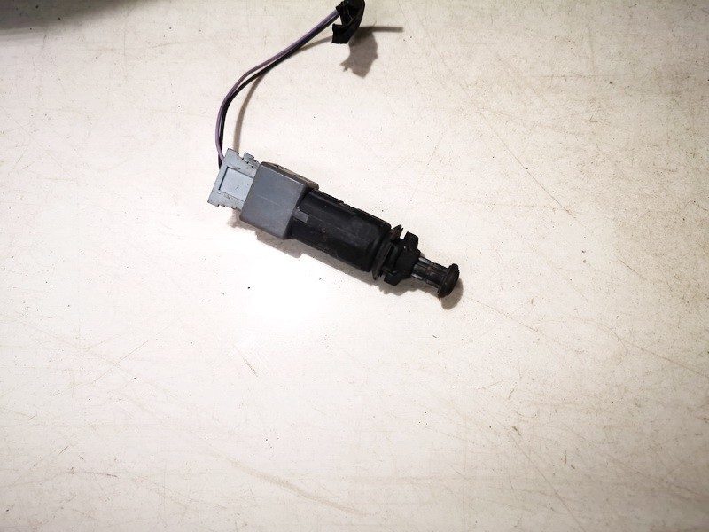 110894 Renault Laguna 2002 Bremžu lukturu sensors