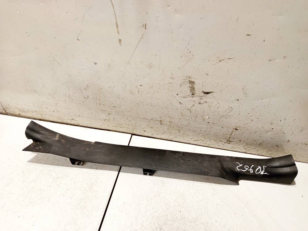 679180F010 Toyota Corolla Verso 2005 Vidinio slenkscio apdaila G.K.